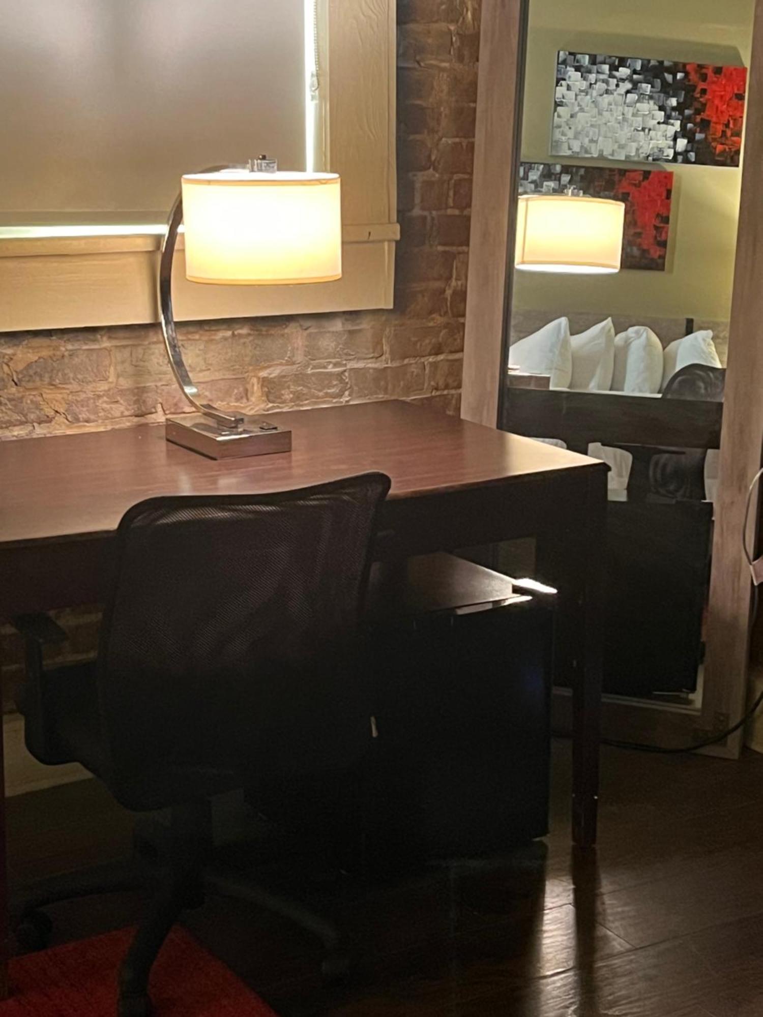 The Skylight Hotel غرينفيل المظهر الخارجي الصورة