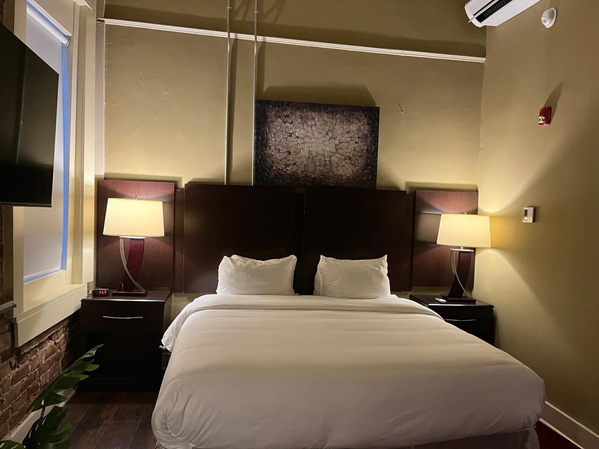 The Skylight Hotel غرينفيل المظهر الخارجي الصورة