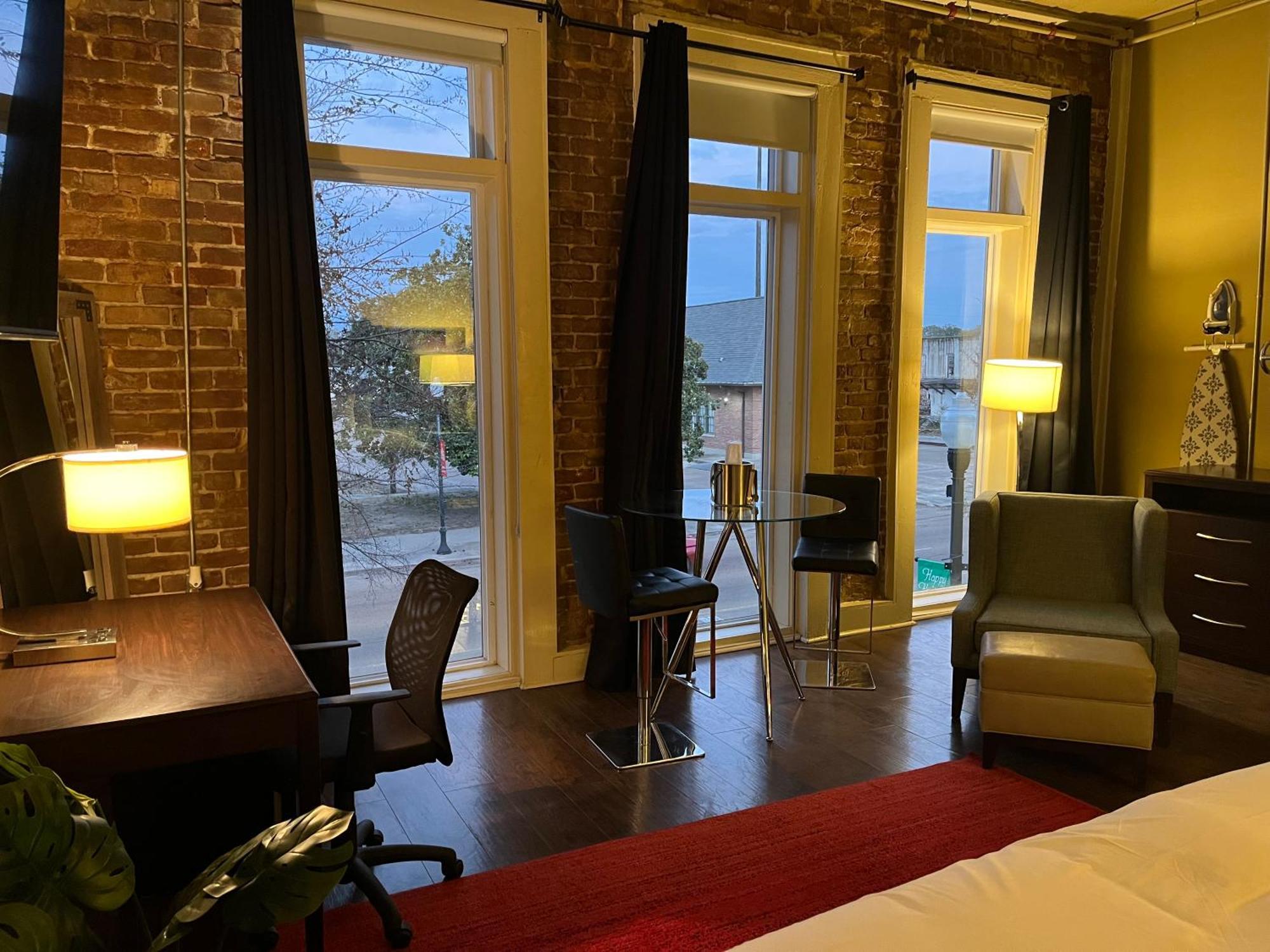 The Skylight Hotel غرينفيل المظهر الخارجي الصورة