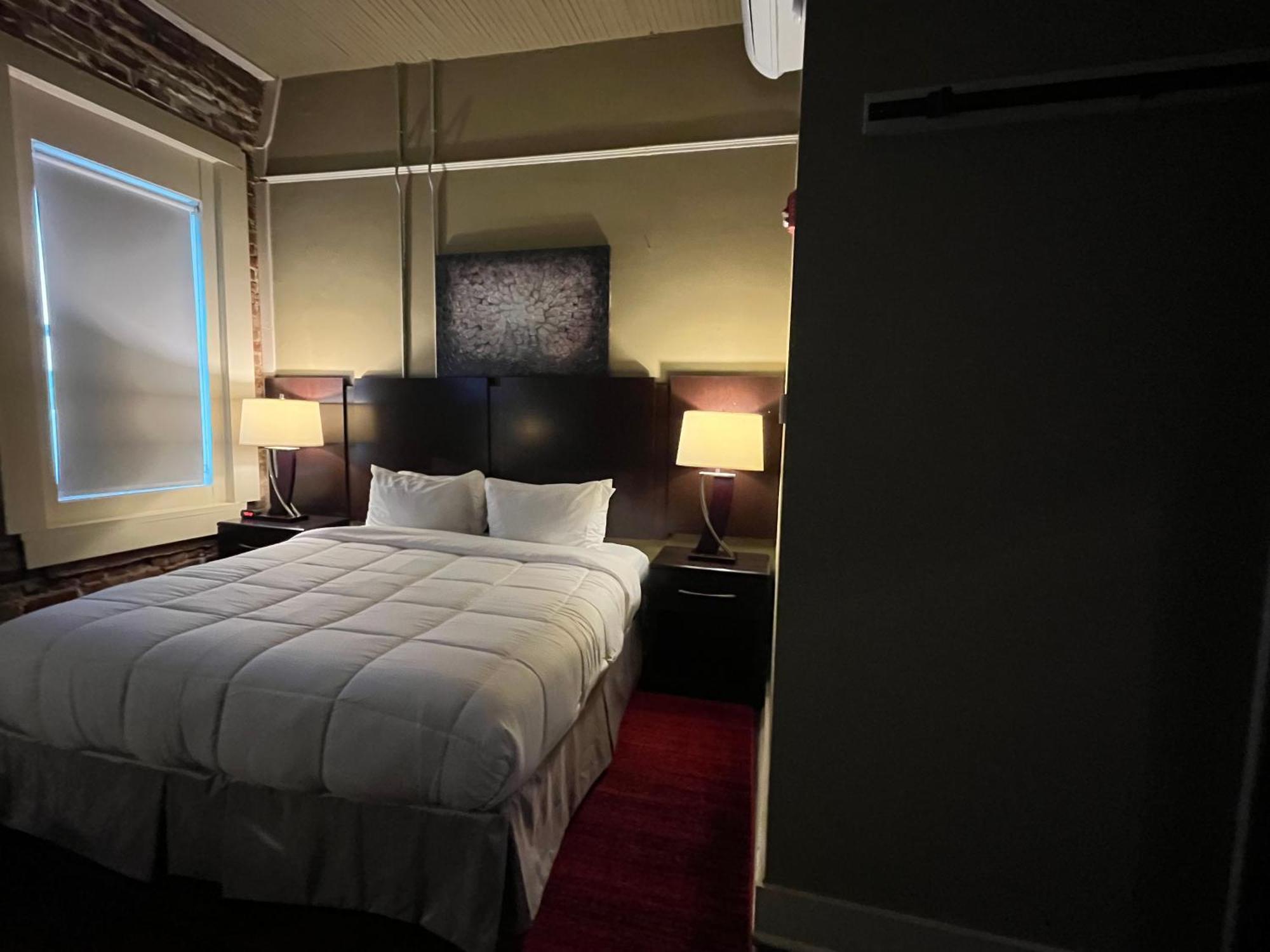 The Skylight Hotel غرينفيل المظهر الخارجي الصورة