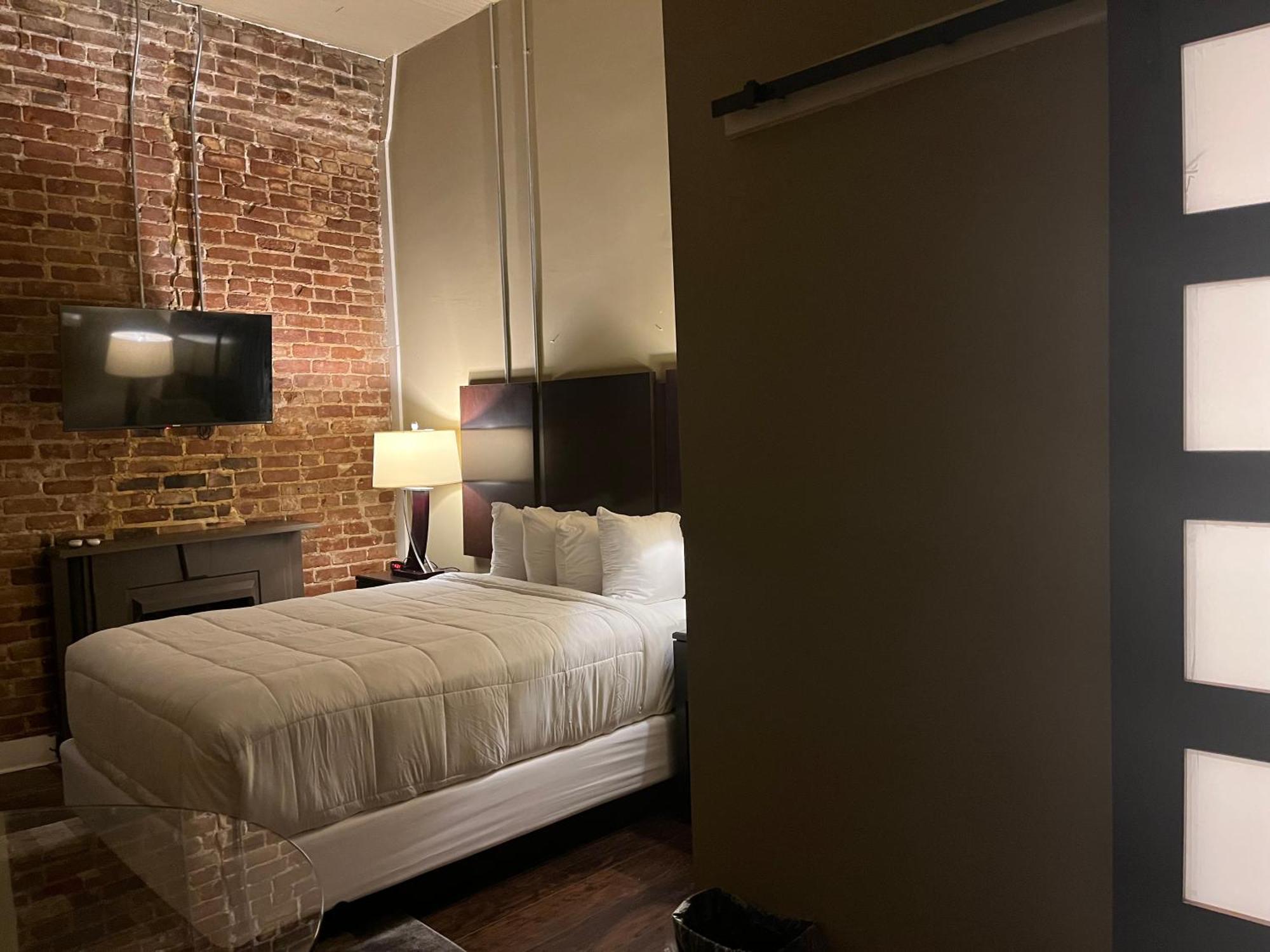 The Skylight Hotel غرينفيل المظهر الخارجي الصورة